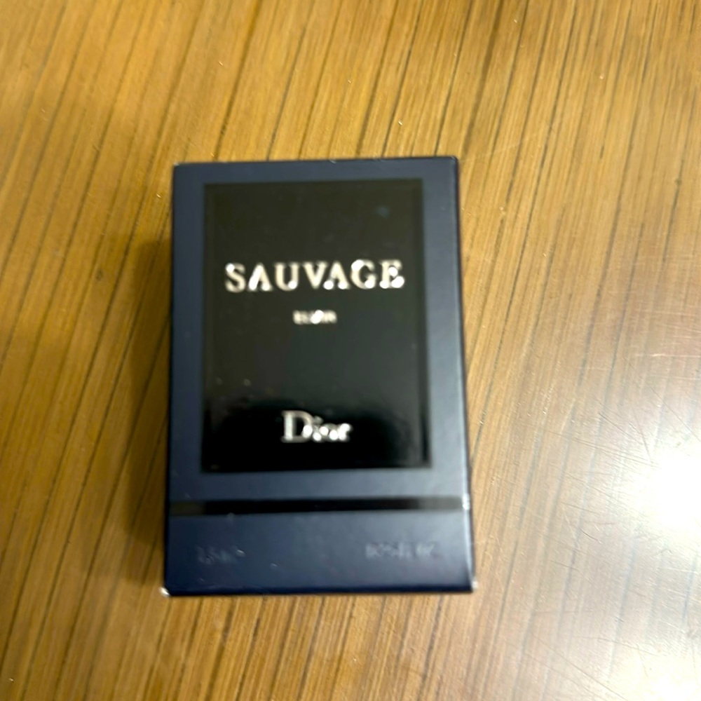 New Sauvage men’s cologne eau de perfume 10ml